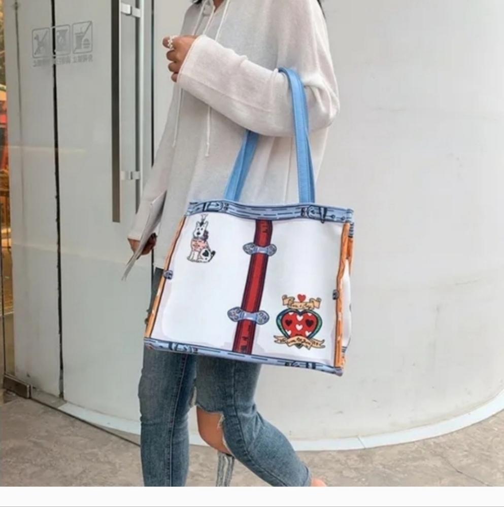Stylish Blue and White Tote Bag